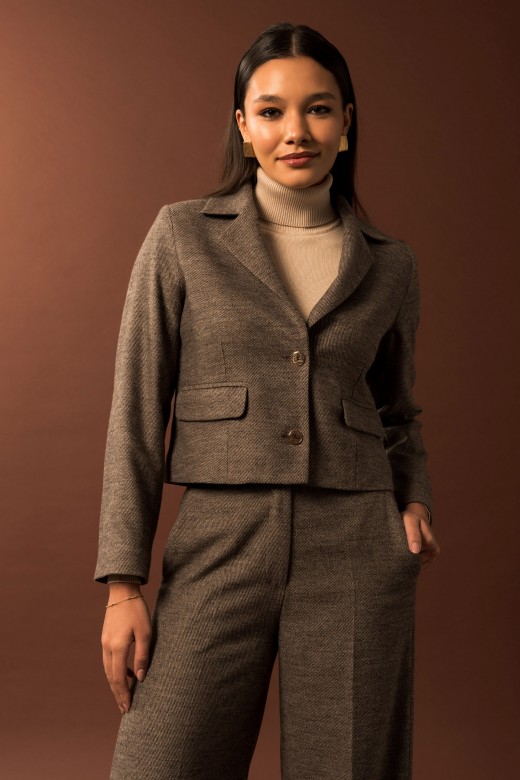 Blazer corto clásico con solapa Blazer corto clásico con solapa