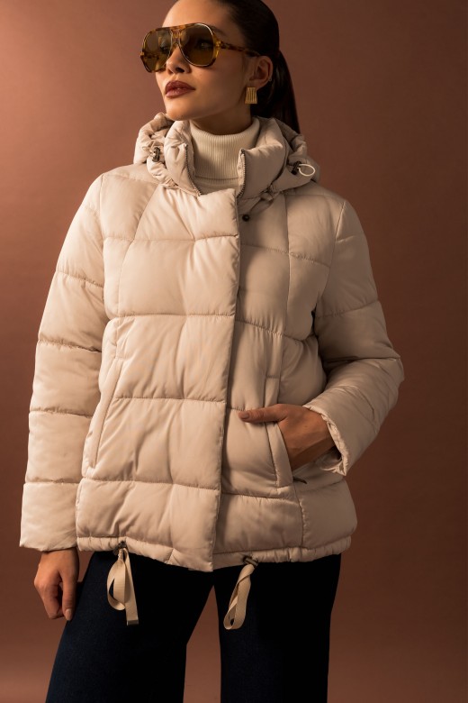 Parka acolchoada com capuz Parka acolchoada com capuz