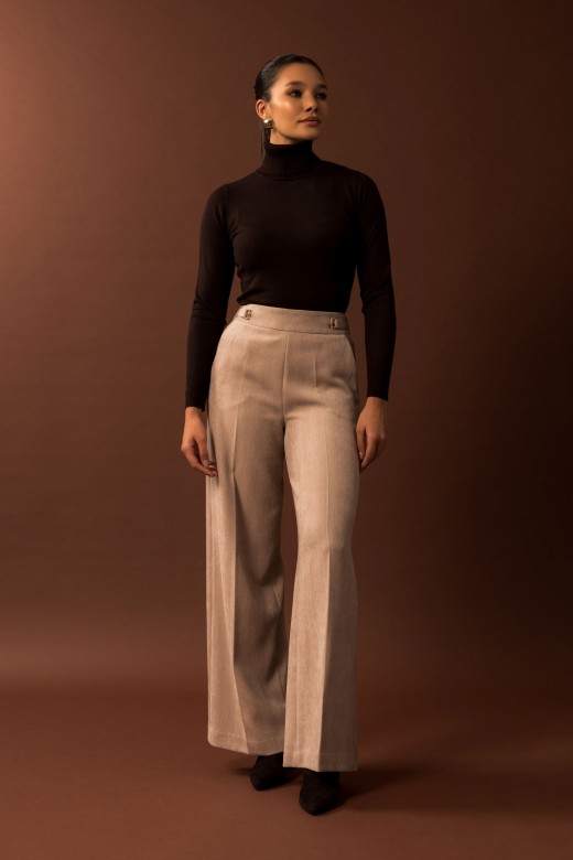 Wide-leg trousers with metal buckle Wide-leg trousers with metal buckle