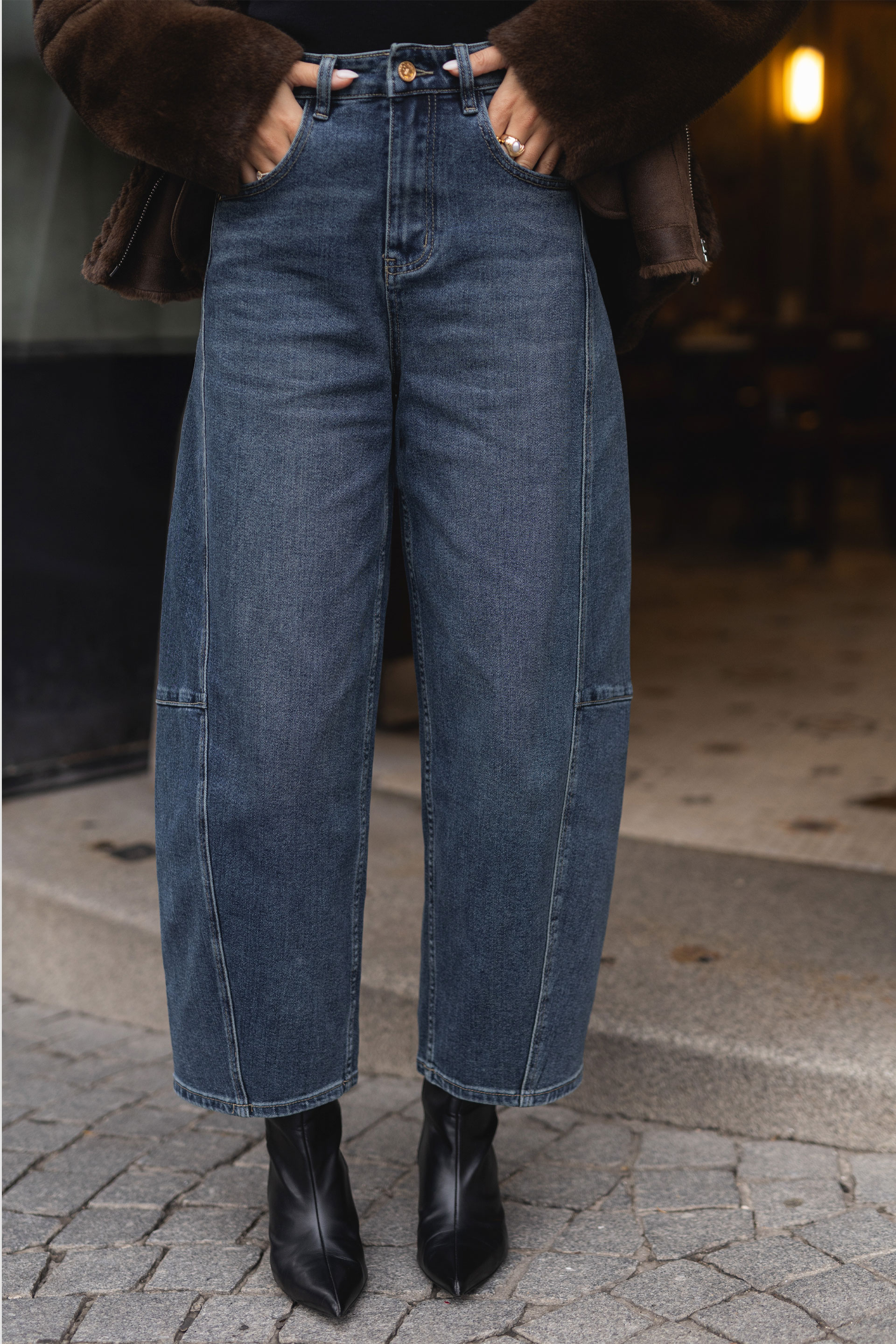 Jeans balloon em algodão com recortes