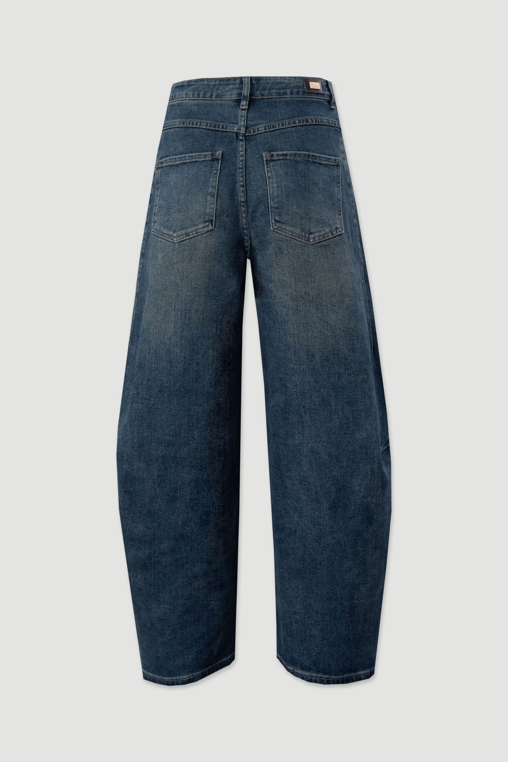 Jeans balloon em algodão com recortes