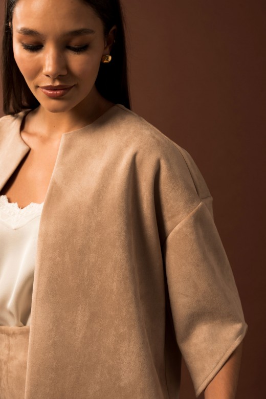 Veste courte en tissu effet peau de pêche Veste courte en tissu effet peau de pêche