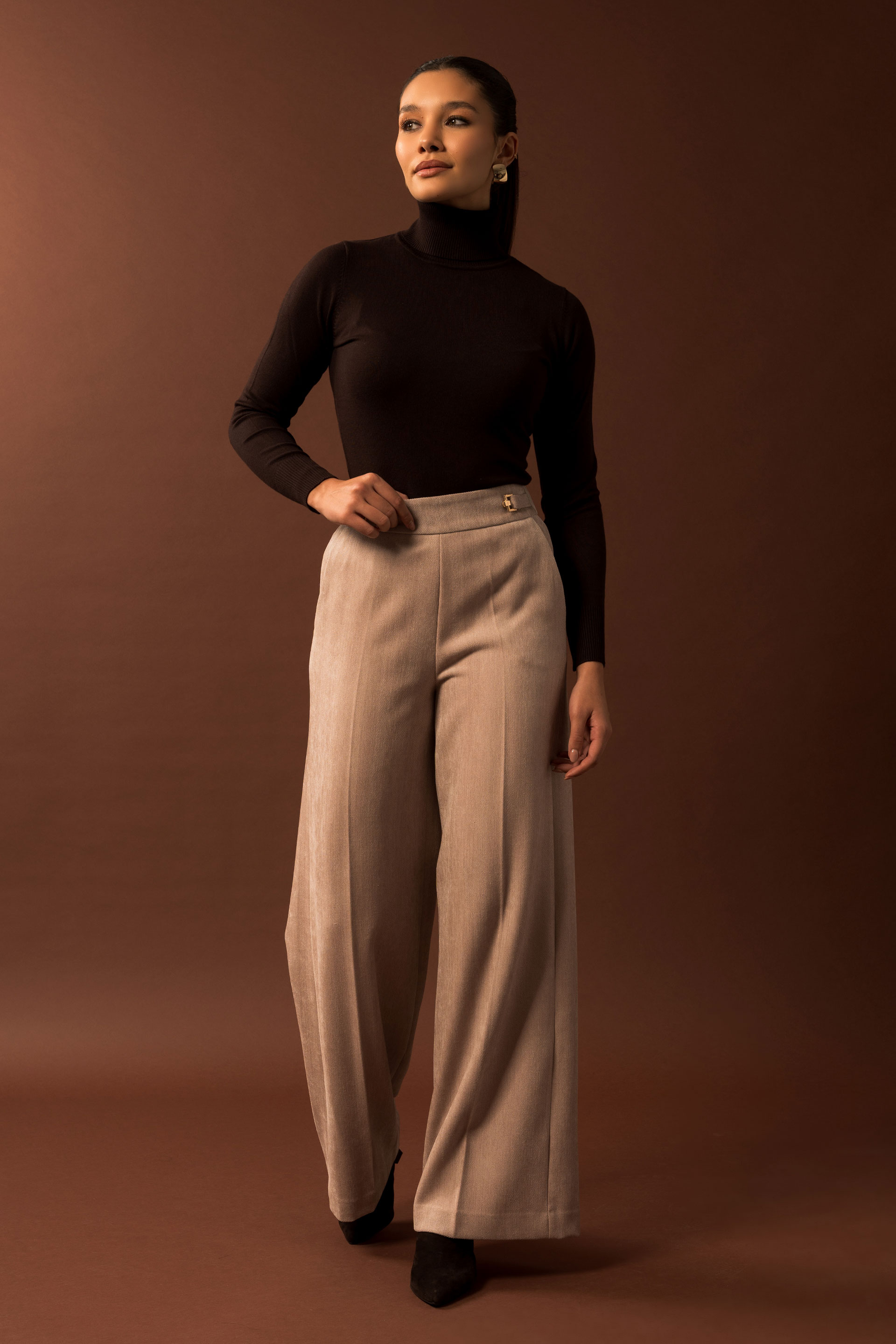 Pantalon wide leg avec boucle métallique