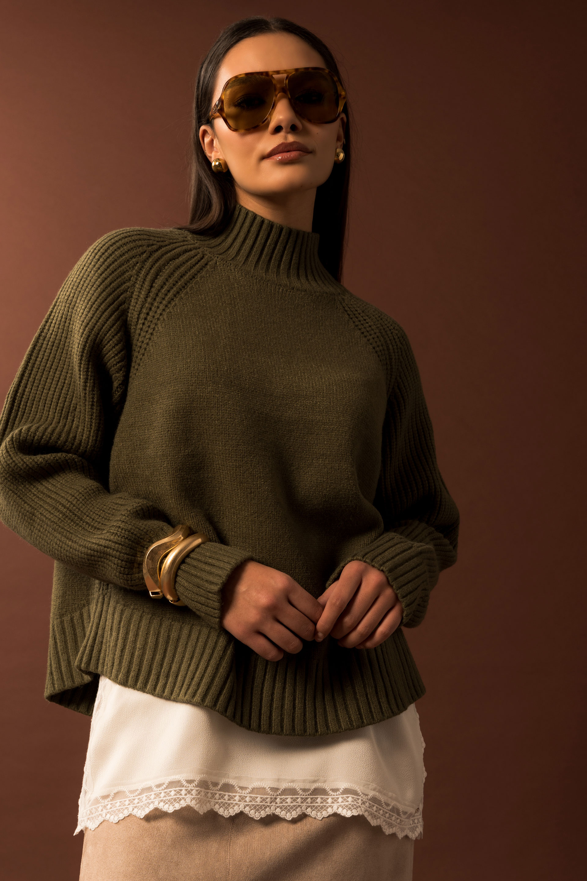 Camisola de malha canelada com gola alta