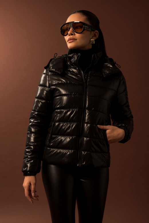 Parka matelassée avec capuche amovible Parka matelassée avec capuche amovible