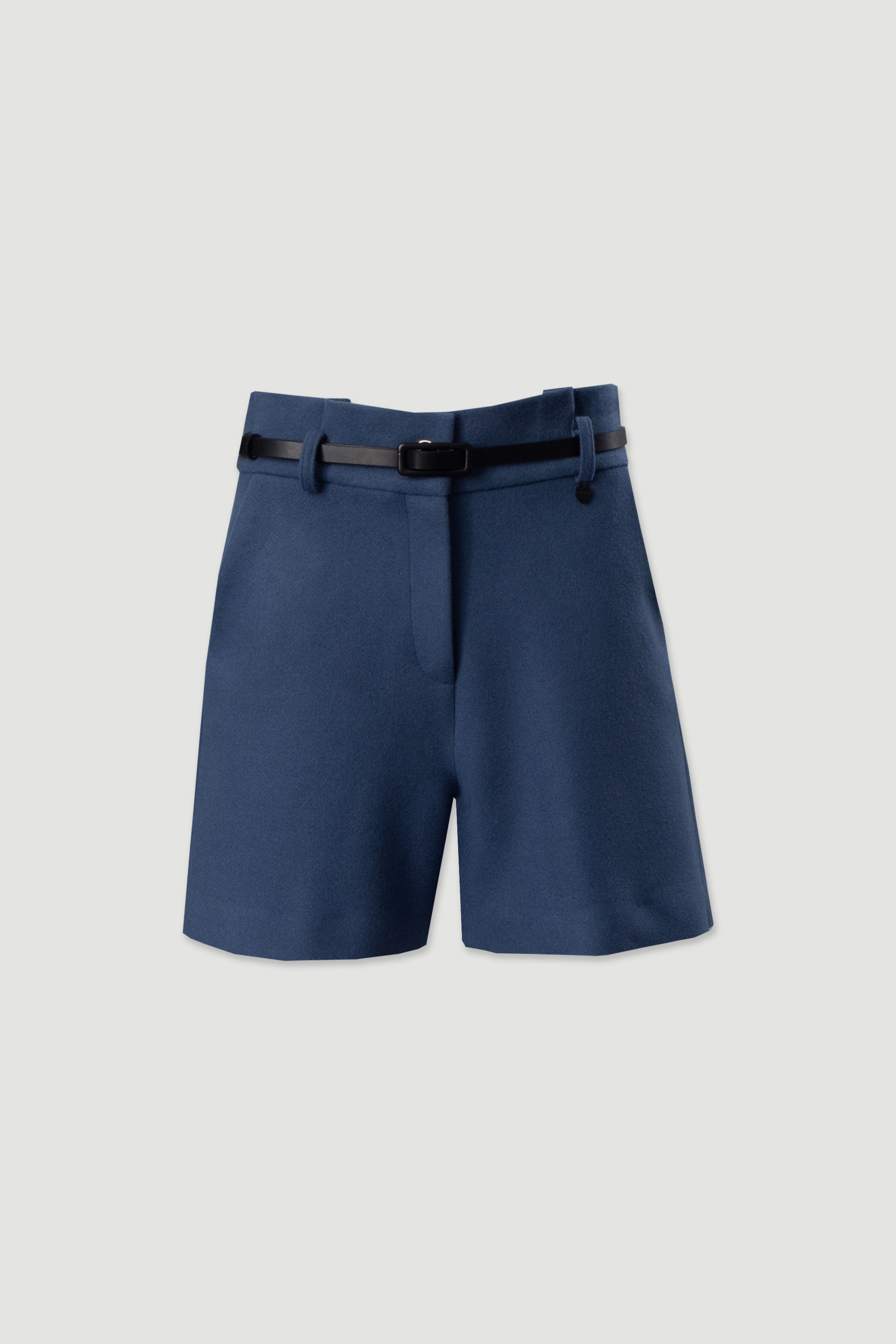 Short estructurado de tiro alto con cinturón