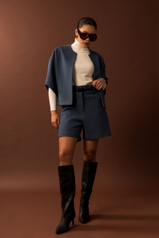 Short estructurado de tiro alto con cinturn