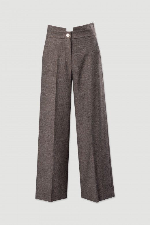 Pantalon à jambe large taille haute avec détail métallique Pantalon à jambe large taille haute avec détail métallique