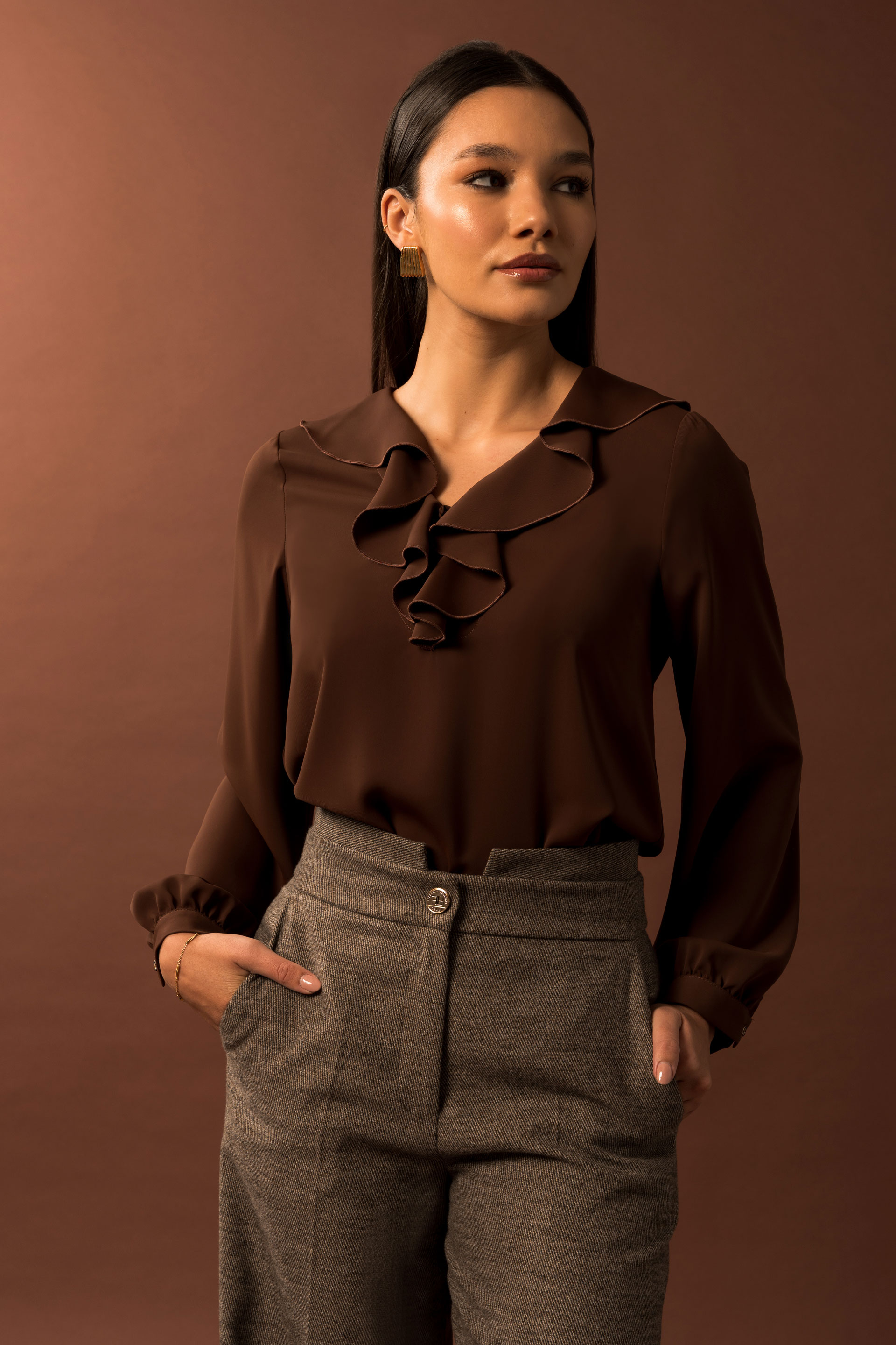 Túnica com folho e laço no decote