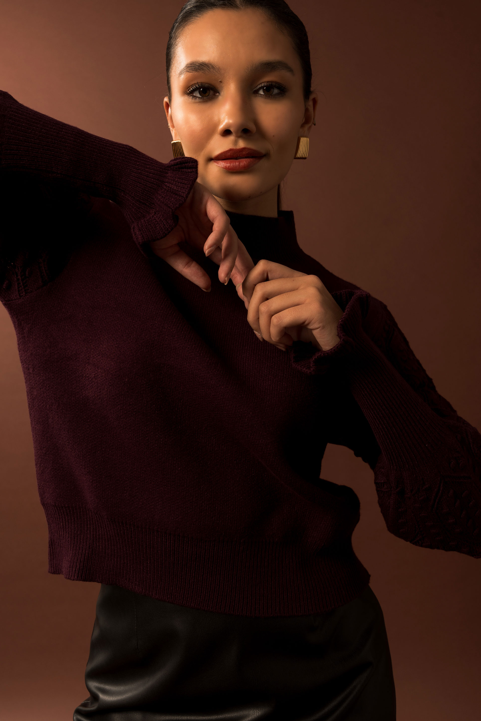 Camisola de malha com mangas trabalhadas