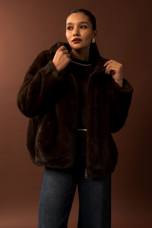 Short faux fur coat with hood Short faux fur coat with hood