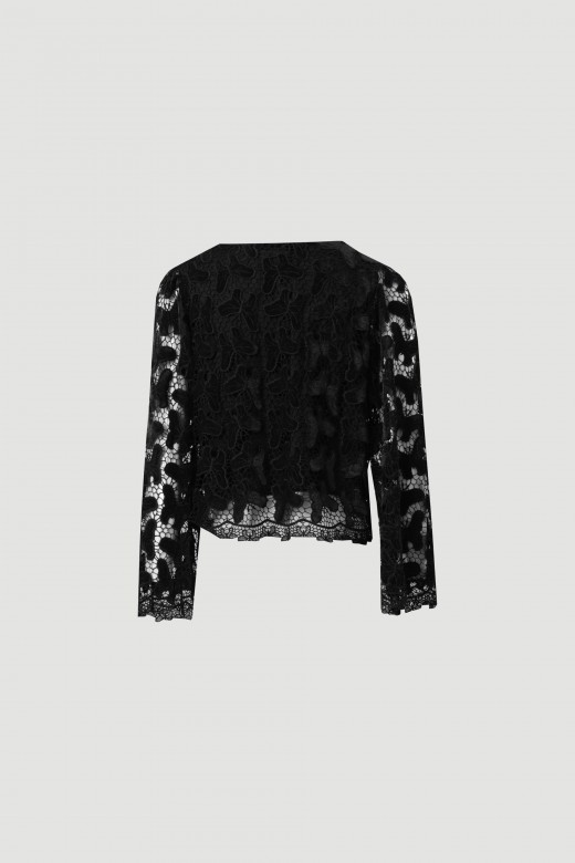 Camisola curta em renda