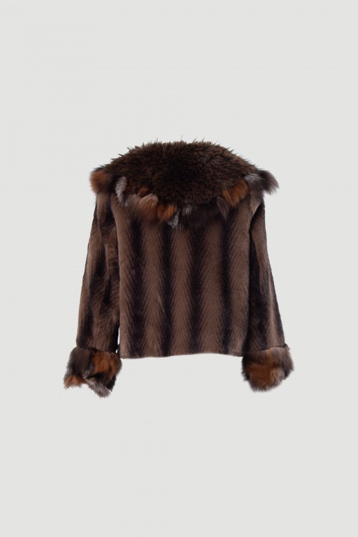 Short faux-fur coat with voluminous collar Short faux-fur coat with voluminous collar