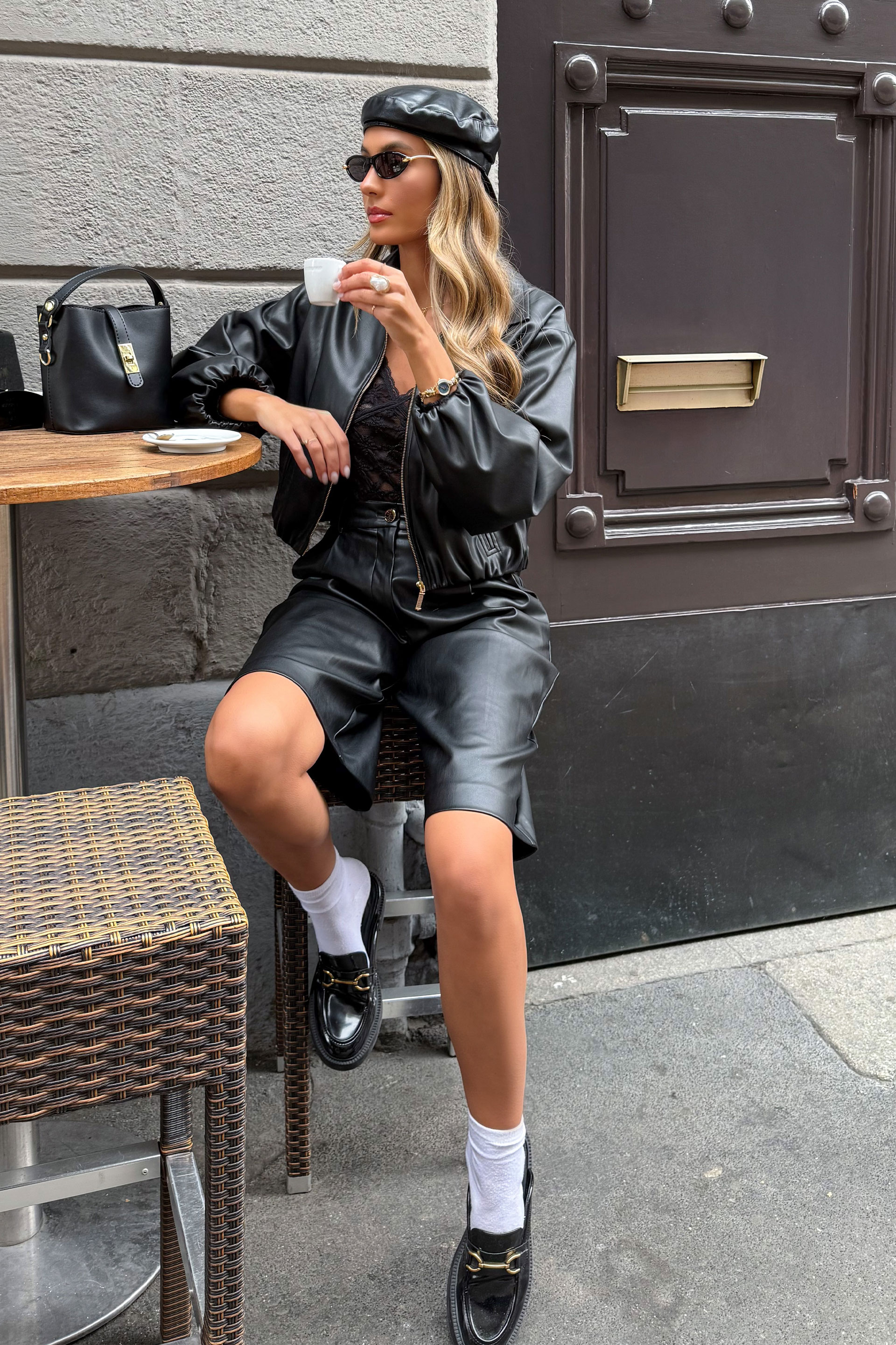 Bermuda en simili cuir