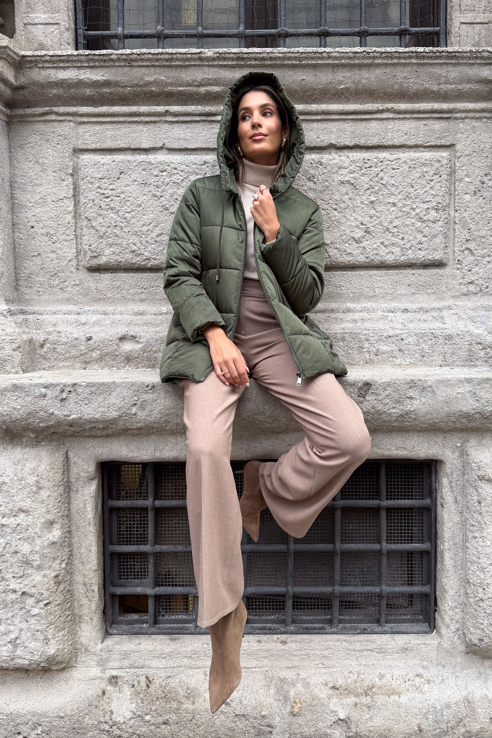 Parka acolchada con capucha