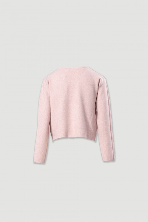 Pull court en maille avec boutons personnalisés Pull court en maille avec boutons personnalisés