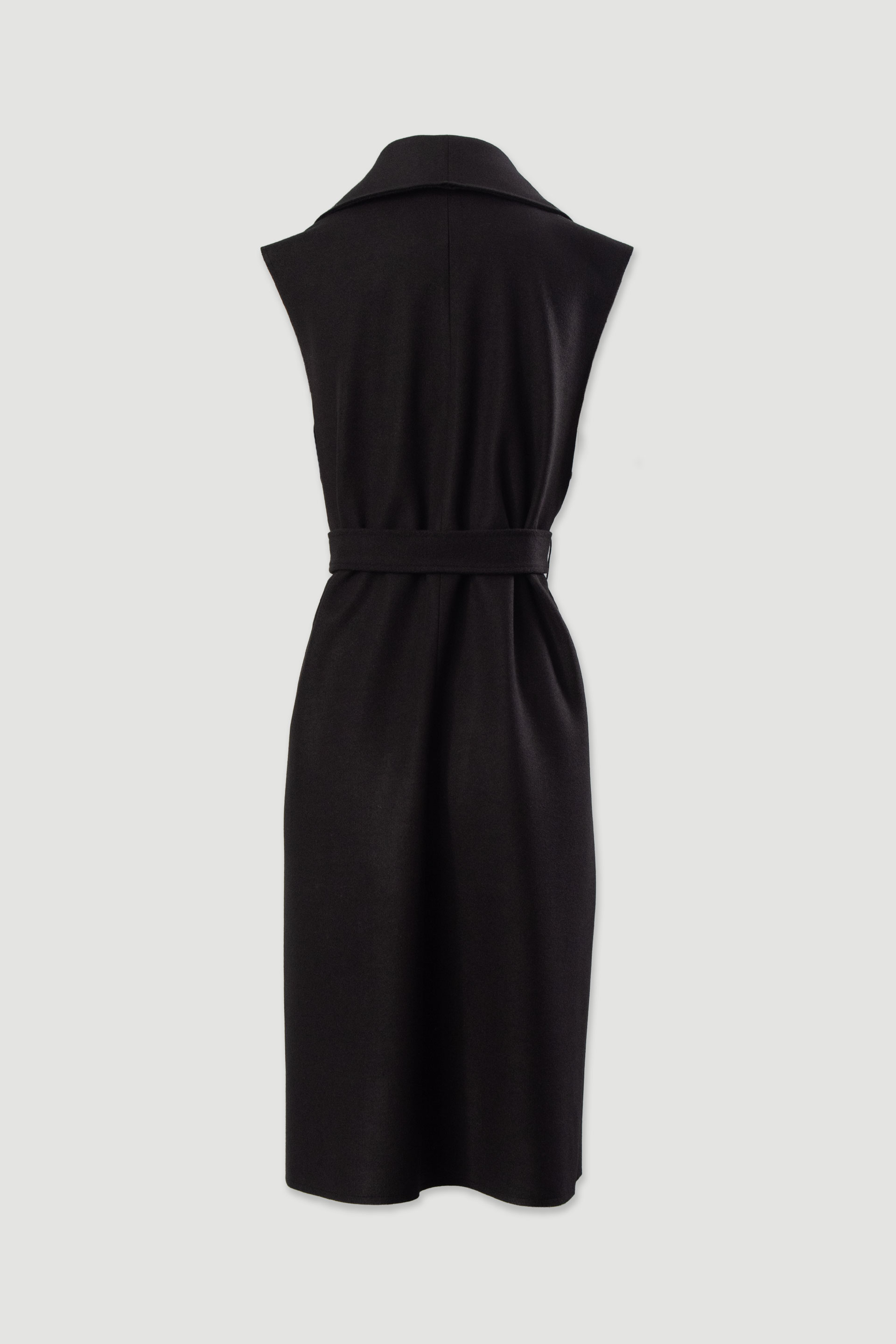 Chaleco largo con cinturón