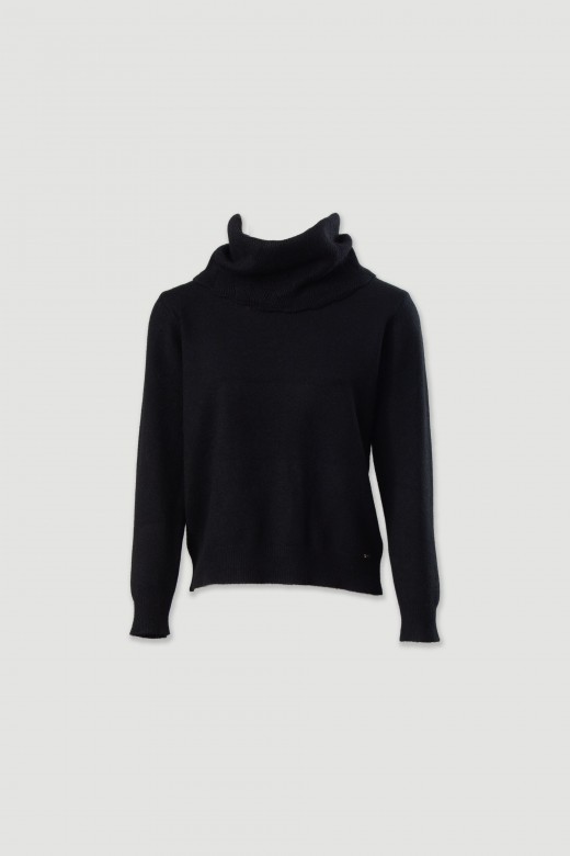Camisola de malha com gola alta estruturada Camisola de malha com gola alta estruturada