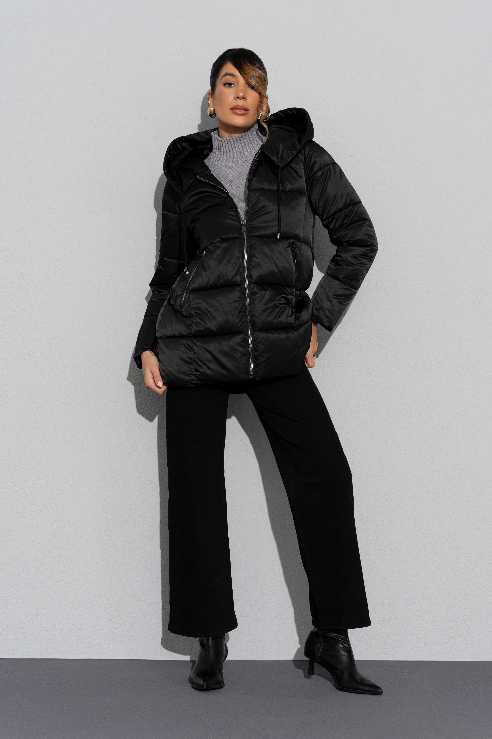 Parka acolchada con capucha