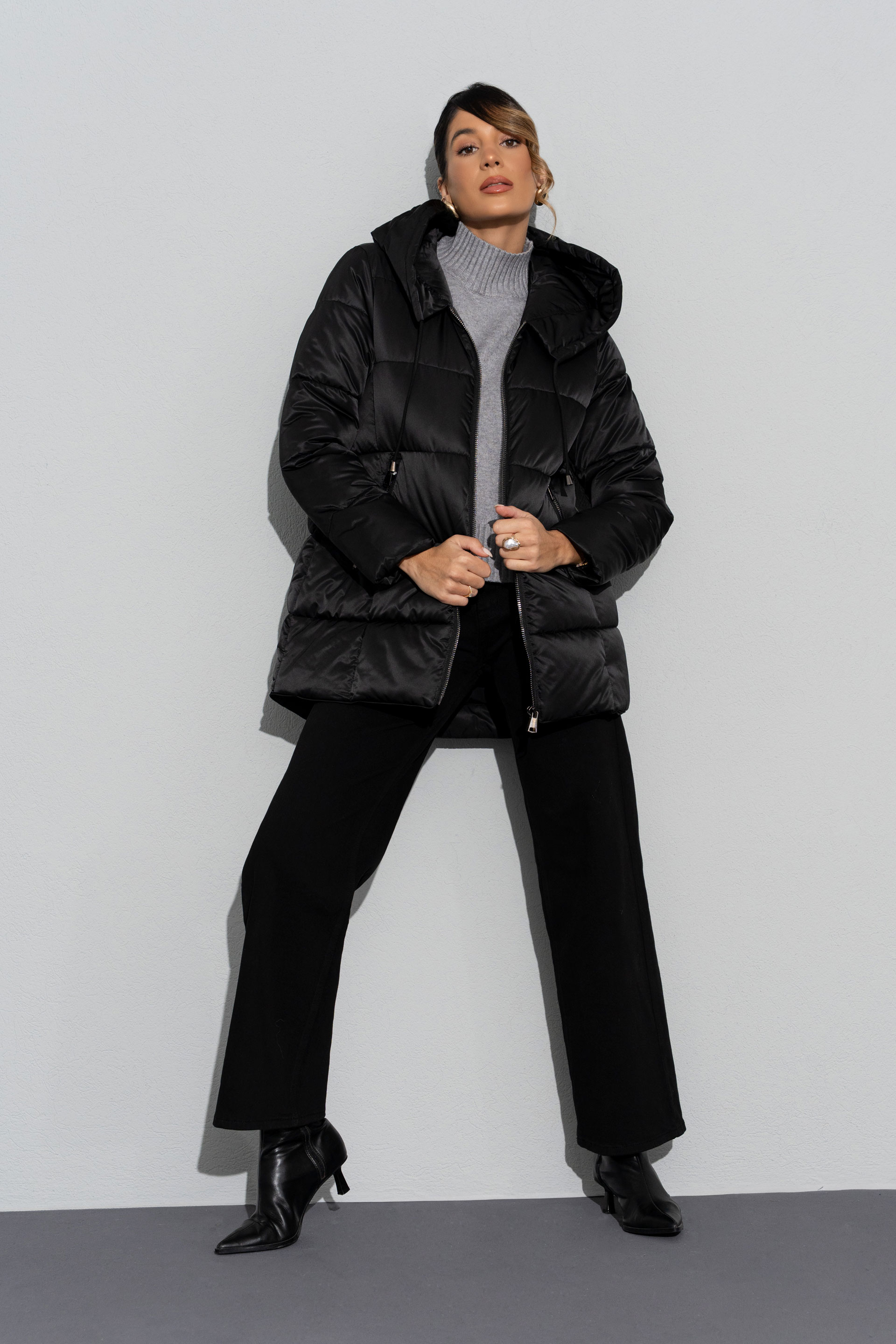 Parka acolchada con capucha