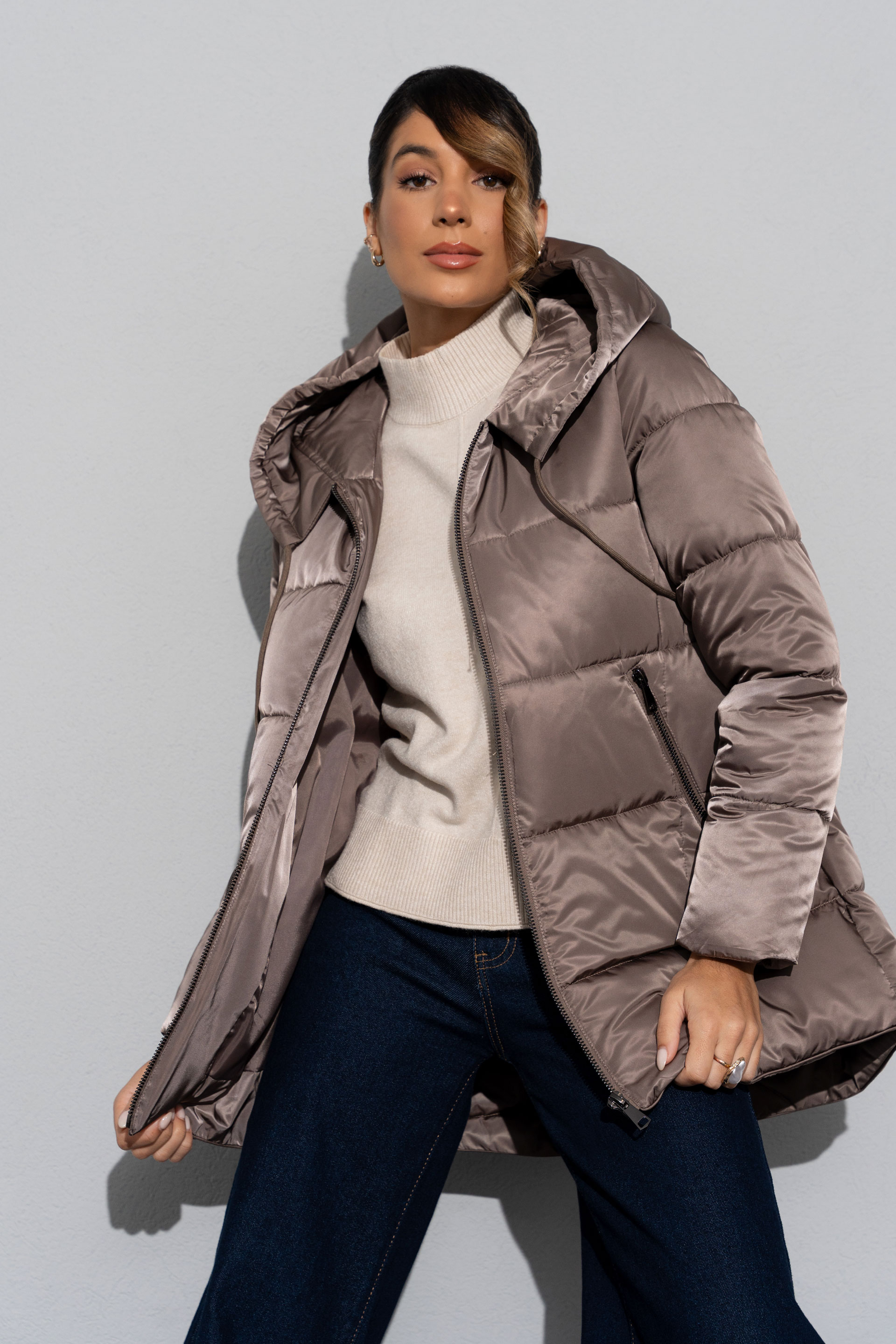 Parka acolchada con capucha