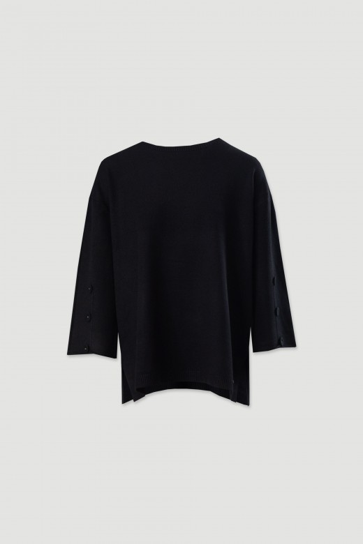 Camisola de malha fluída com botões nas mangas Camisola de malha fluída com botões nas mangas