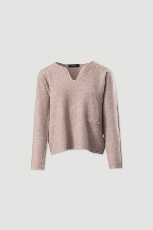 Knitted sweater with v-neckline