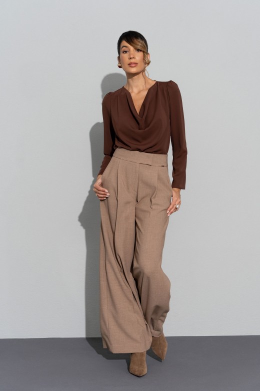 Pantalón clásico wide leg de tiro alto Pantalón clásico wide leg de tiro alto