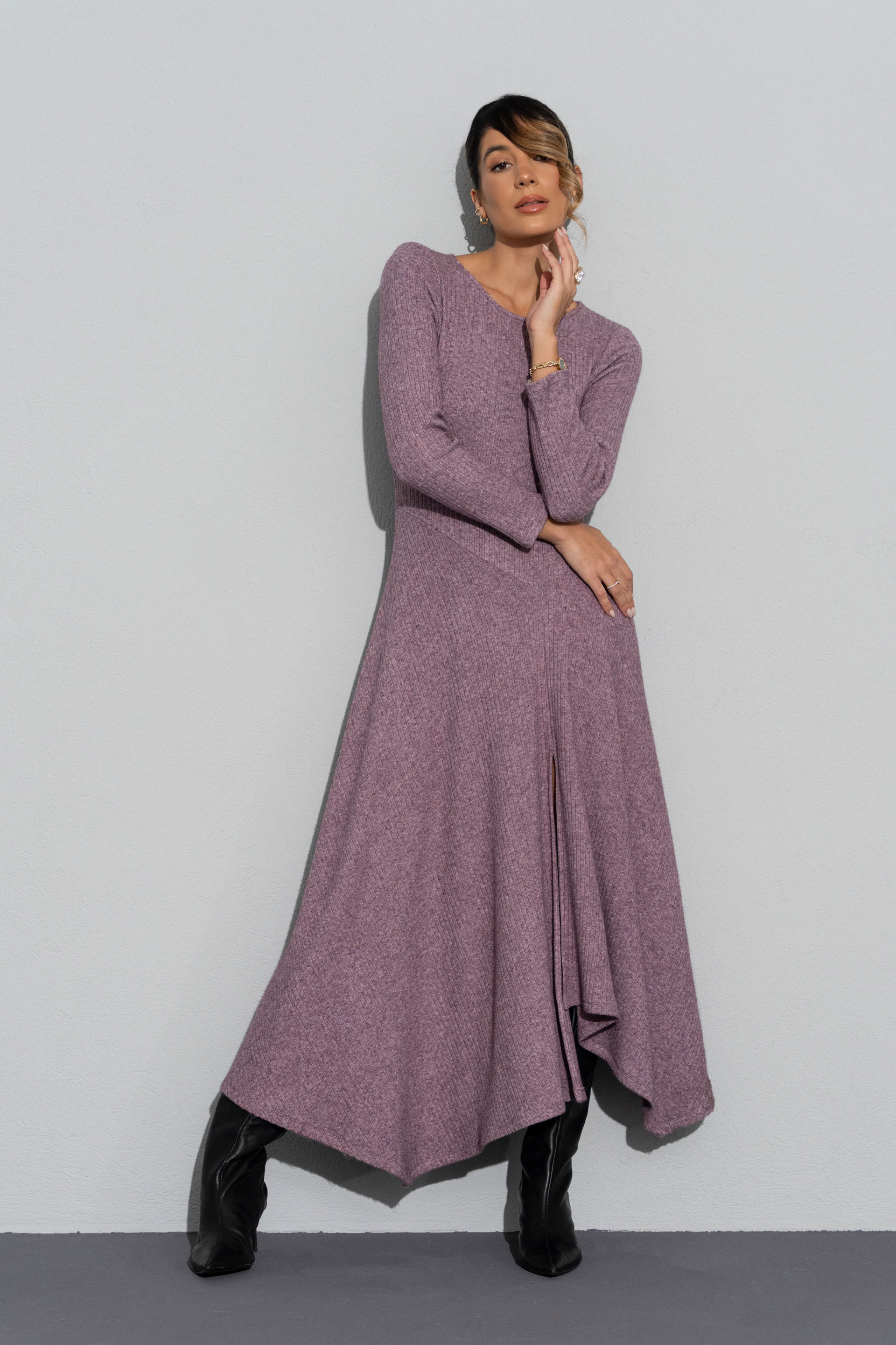 Vestido de punto asimétrico