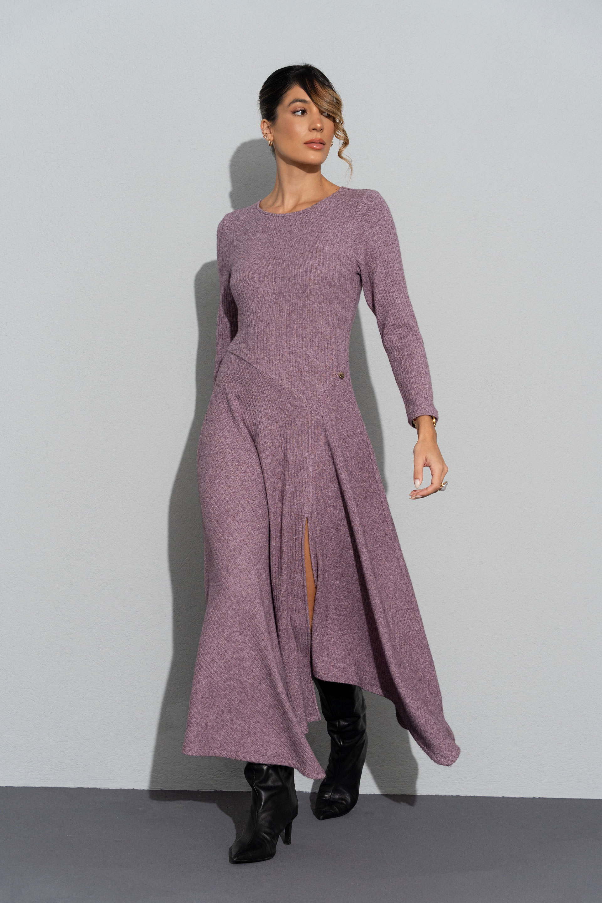 Vestido de punto asimétrico