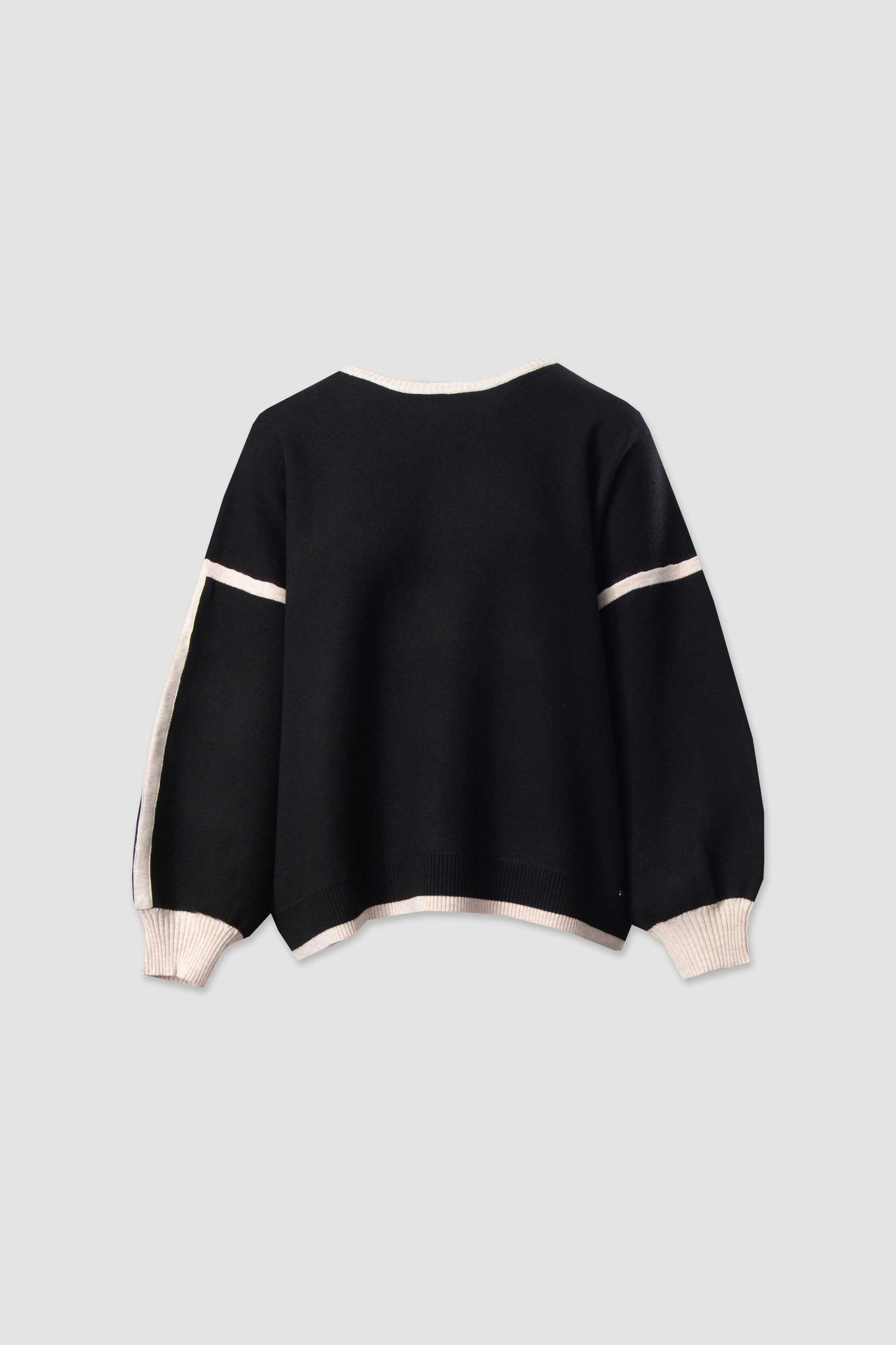 Knit sweater with contrasting detail