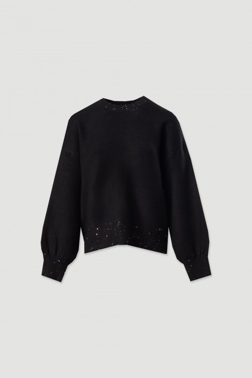 Knit sweater with dropped shoulders Knit sweater with dropped shoulders