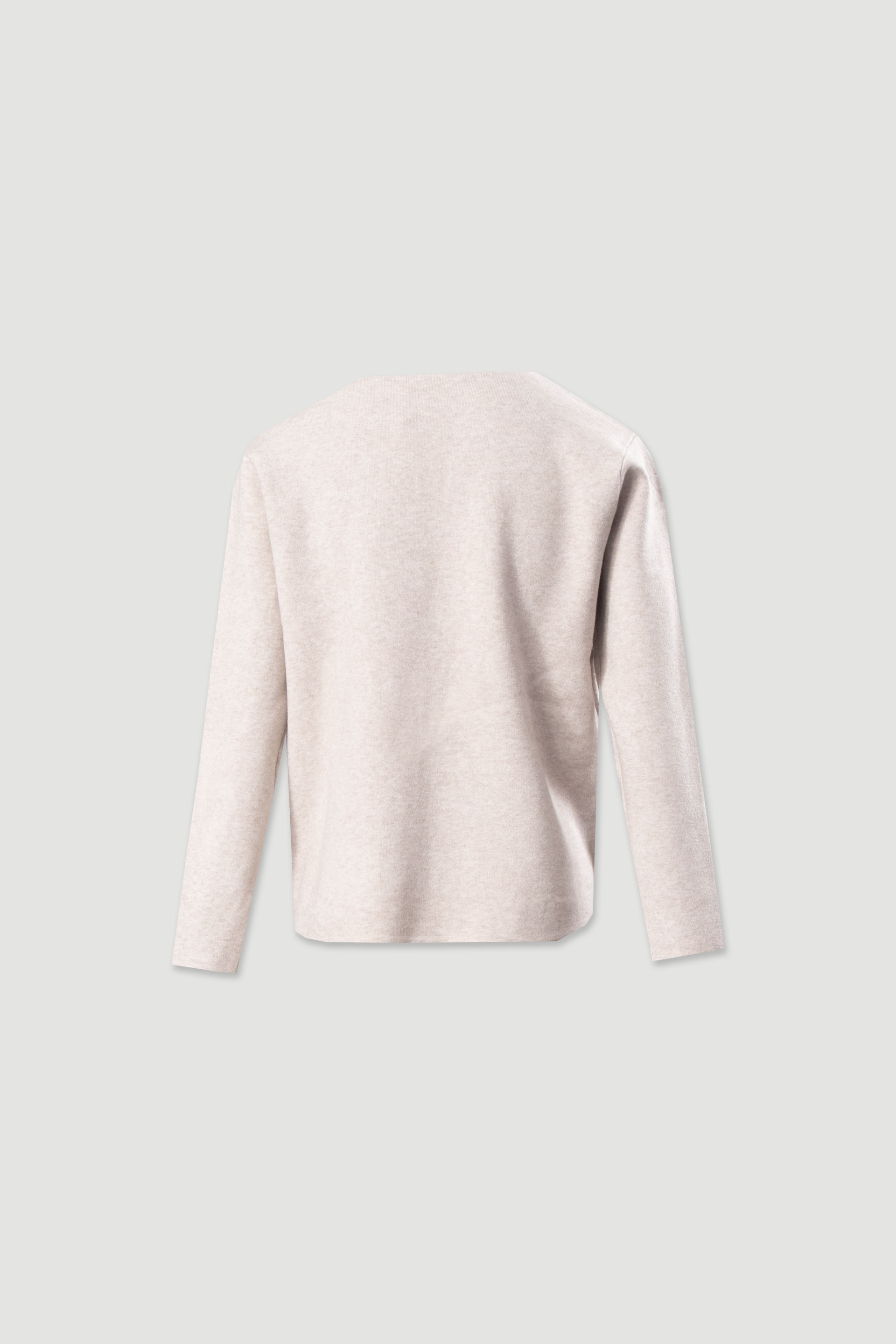 Knitted sweater with v-neckline