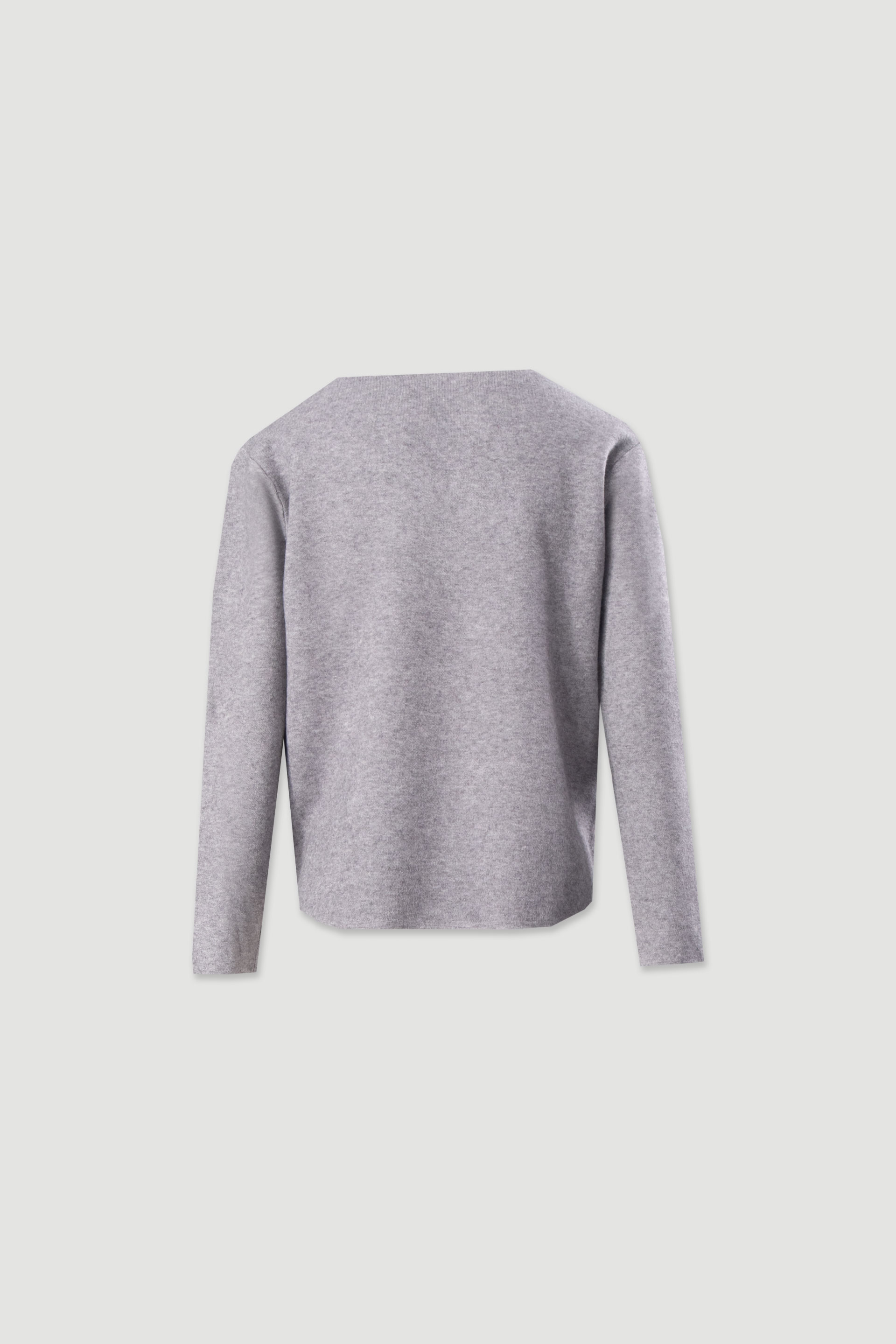 Knitted sweater with v-neckline