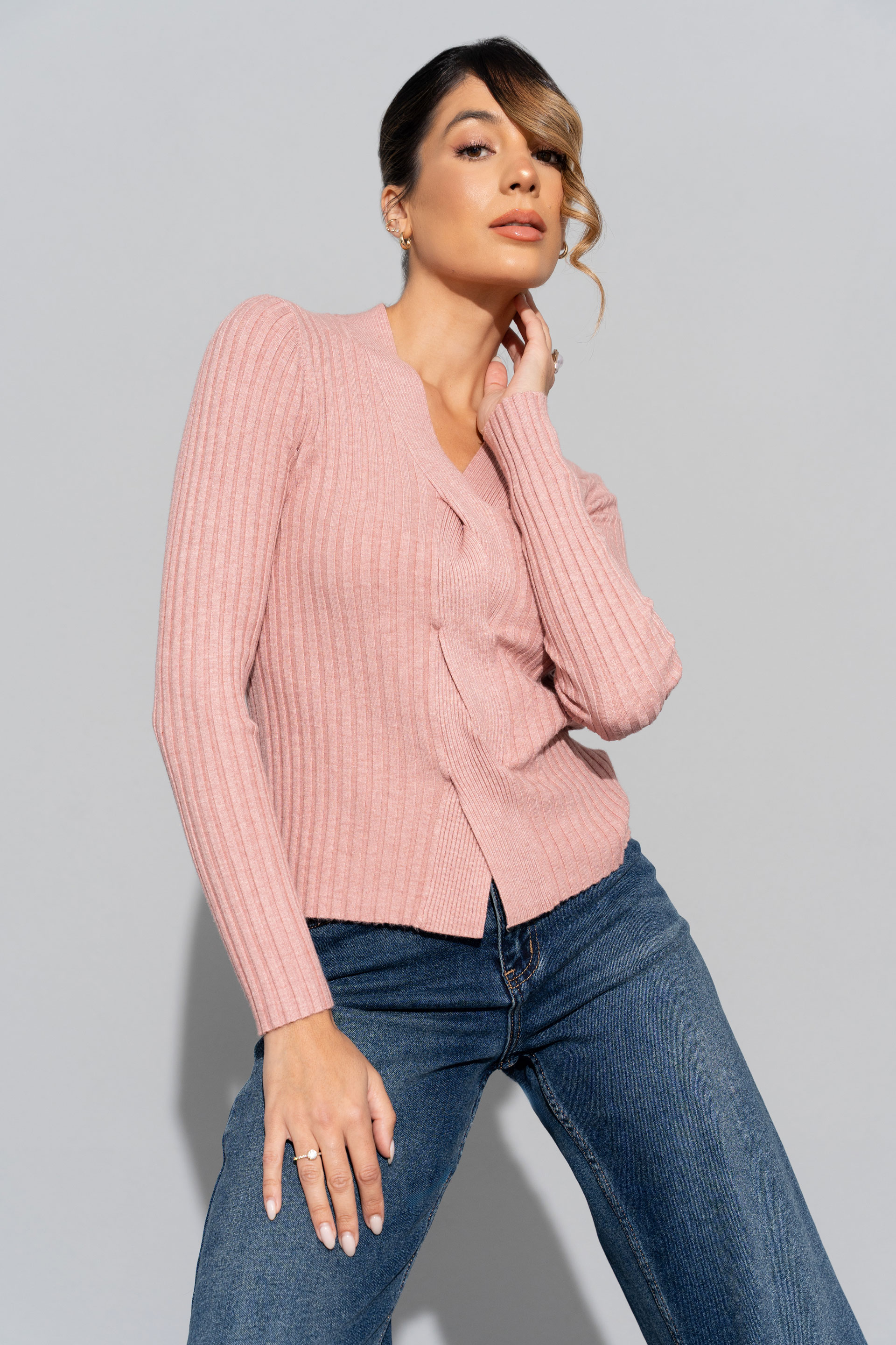 Ribbed knit sweater with v-neck