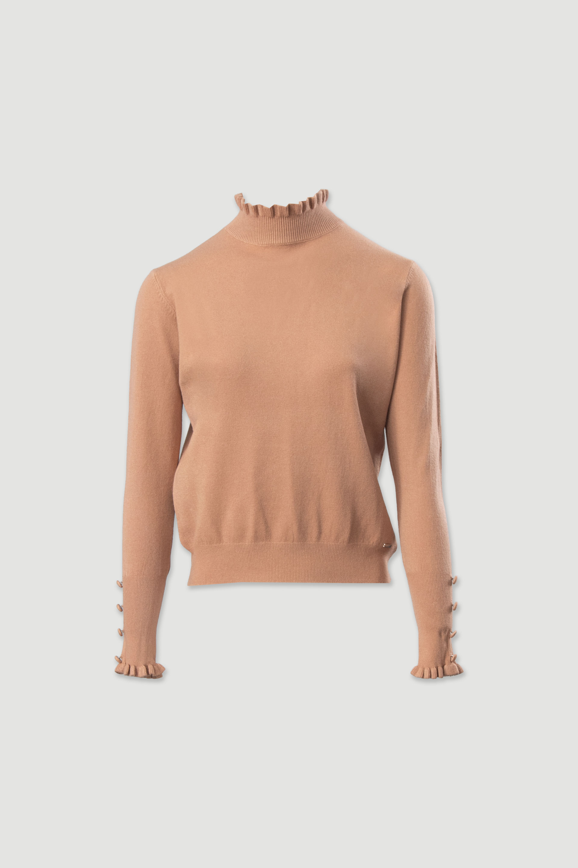 Knit sweater with wavy collar and buttons