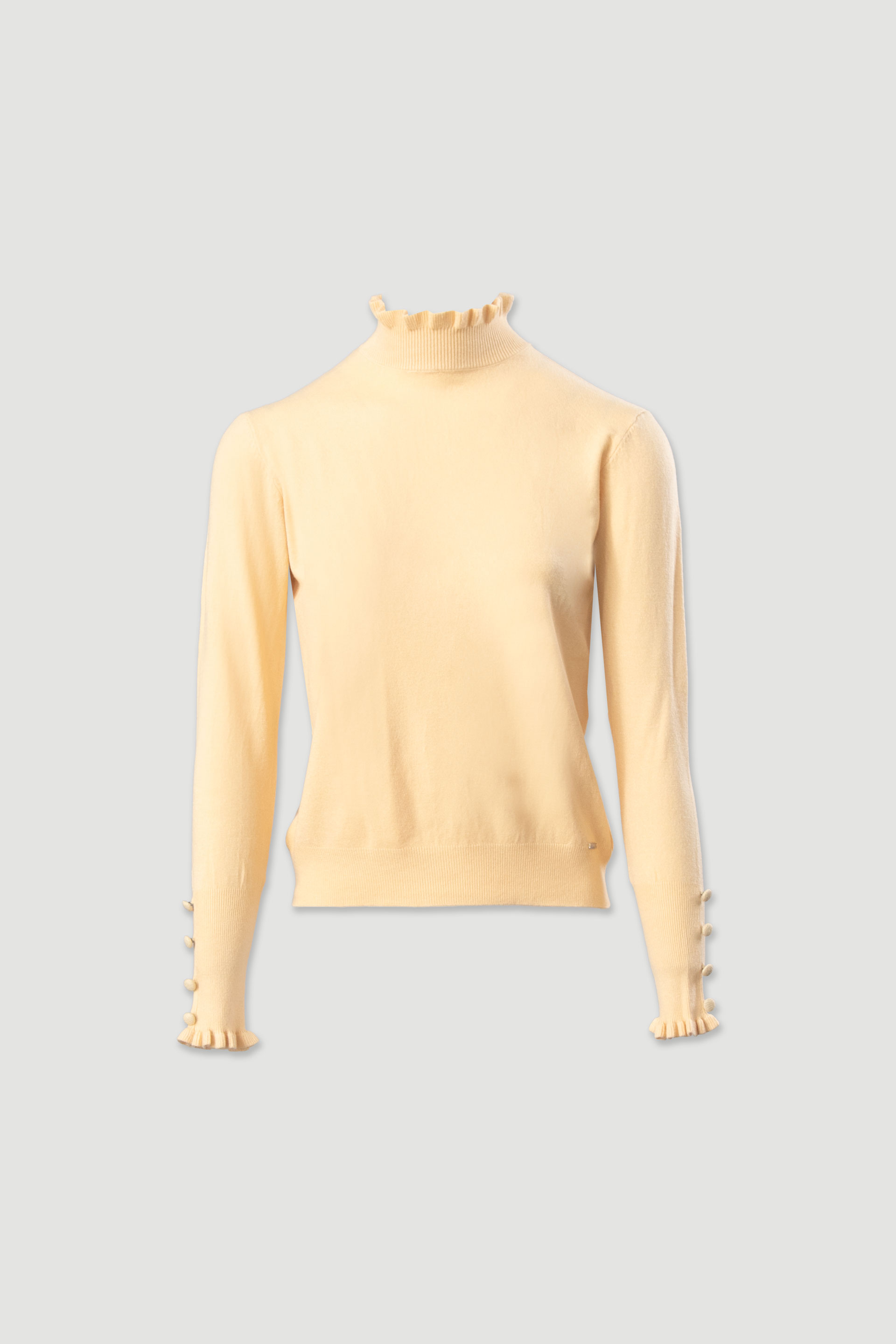 Knit sweater with wavy collar and buttons