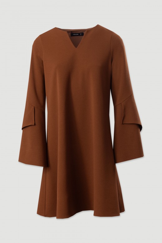 Short dress with long sleeves