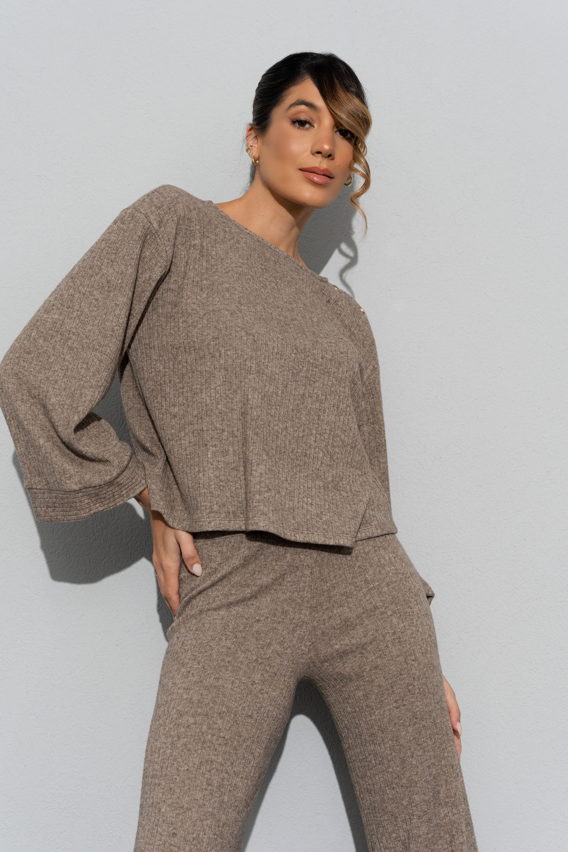 Knit sweater with personalized buttons