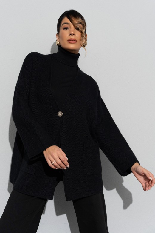 Casaco de malha com boto personalizado