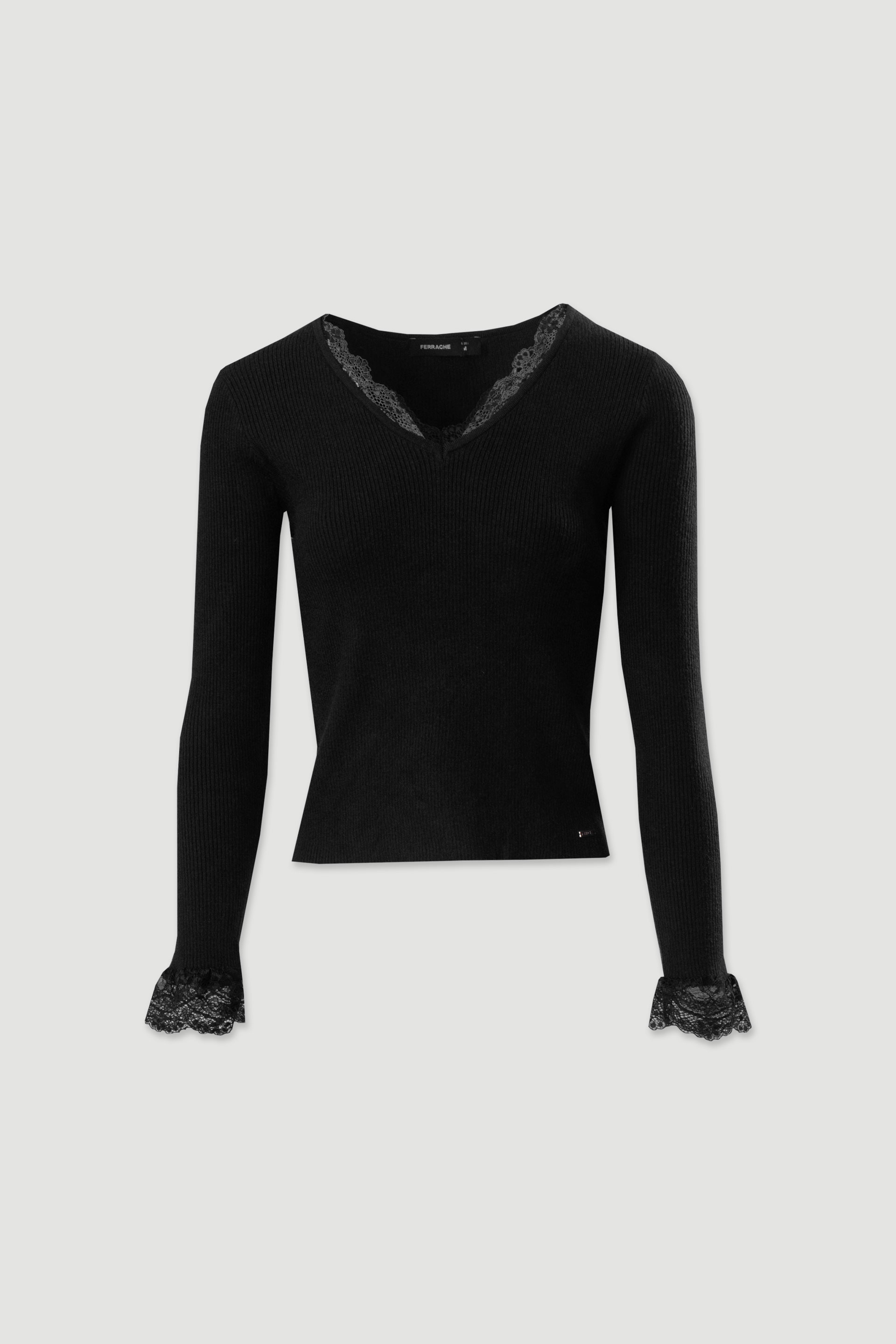 Ribbed knit sweater with lace detail