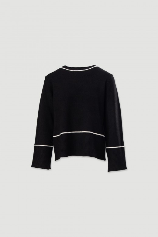 Knit sweater with contrasting stripe details Knit sweater with contrasting stripe details