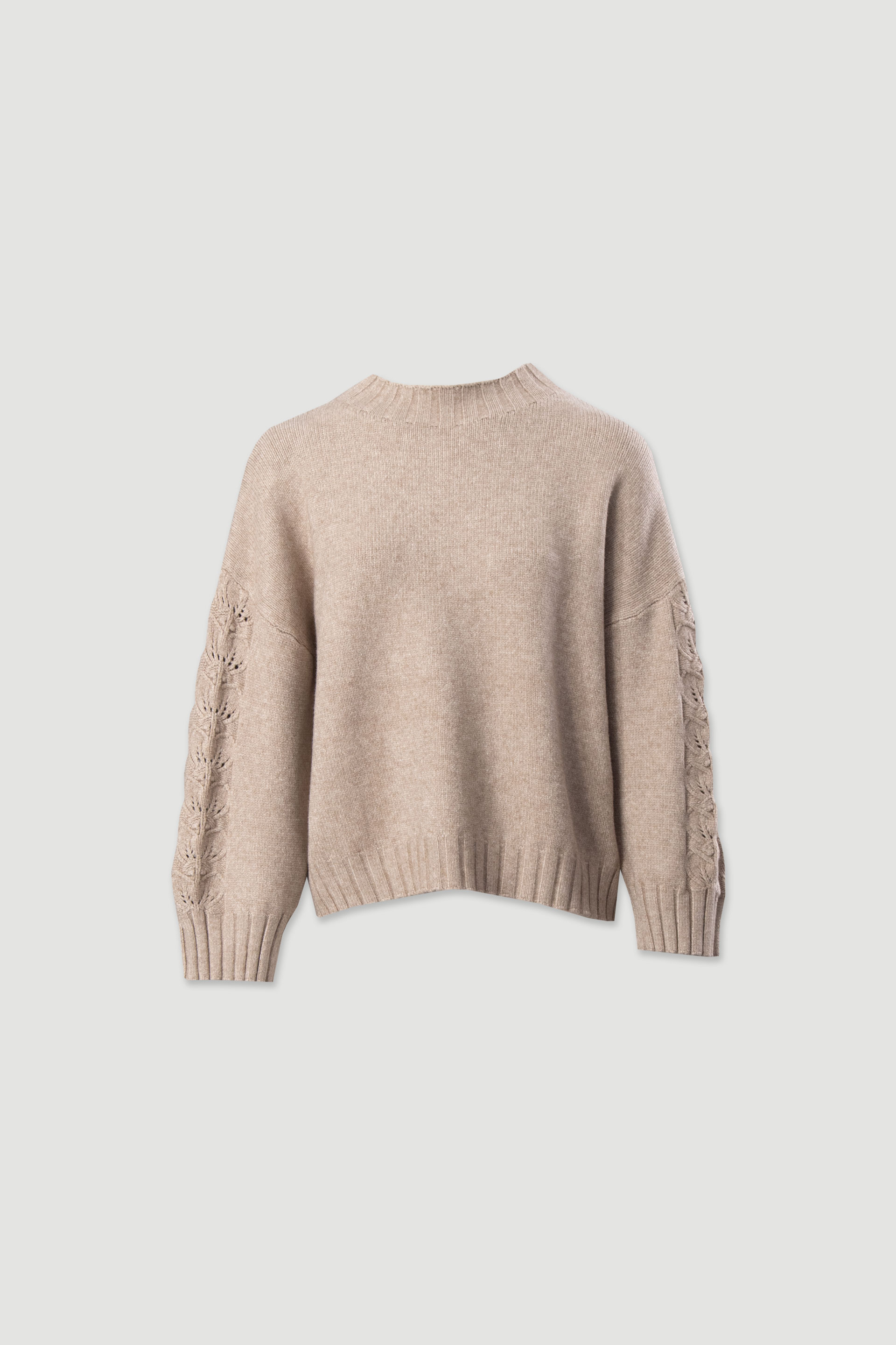 Knit sweater with lace detail on the sleeves