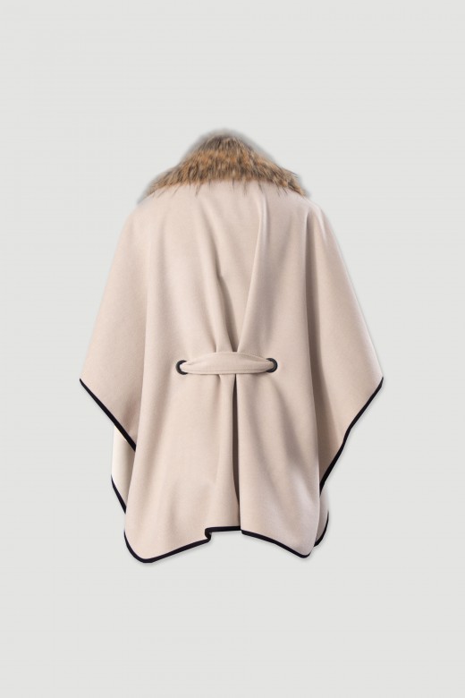 Cape with faux fur collar and belt Cape with faux fur collar and belt