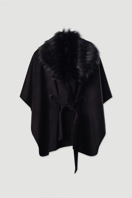 Cape with faux fur collar and belt Cape with faux fur collar and belt