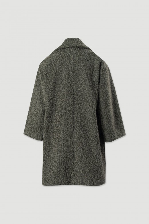 Casaco de plo curto com gola ampla