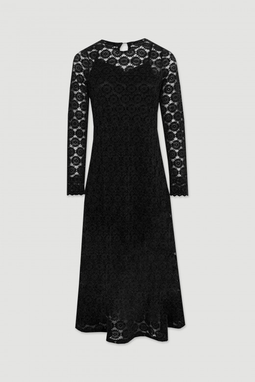 Vestido midi em renda