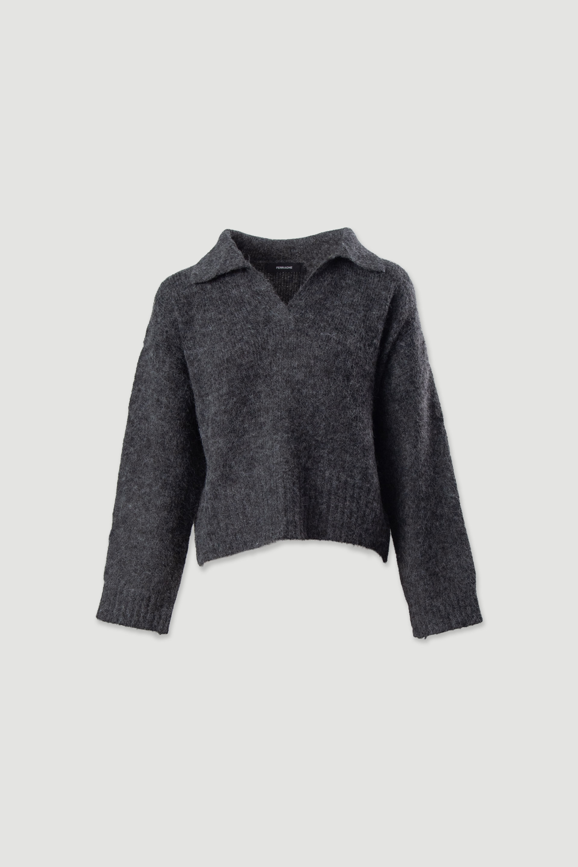 Polo de malha com lã