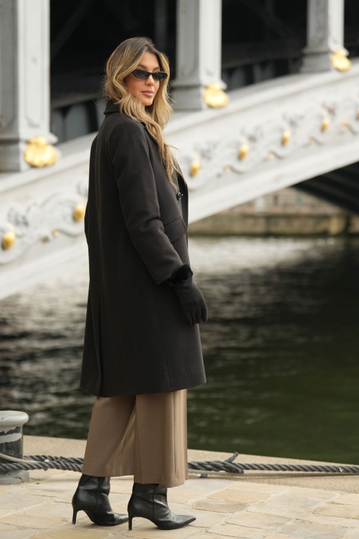 Casaco de fazenda comprido em trespasse Casaco de fazenda comprido em trespasse