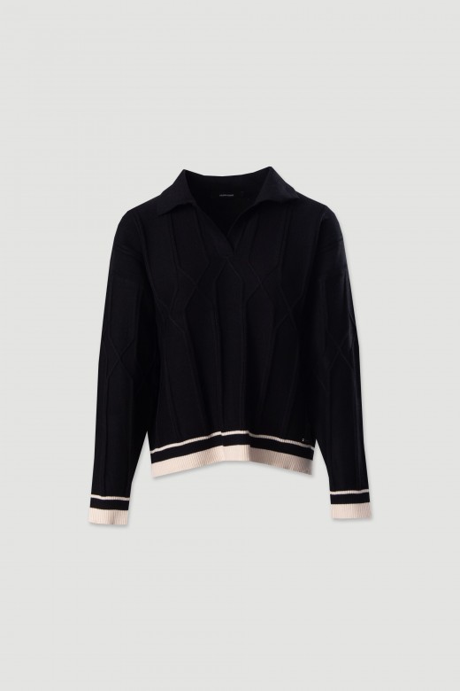 Conjunto de polo e calça em malha trabalhada com risca Conjunto de polo e calça em malha trabalhada com risca